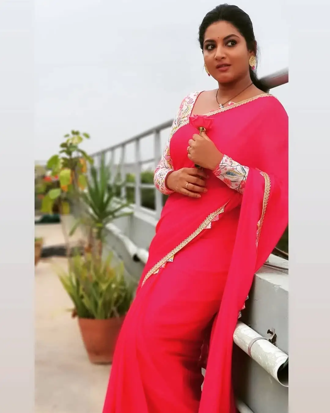 Pallavi Ramisetty Photos in Traditional Red Saree